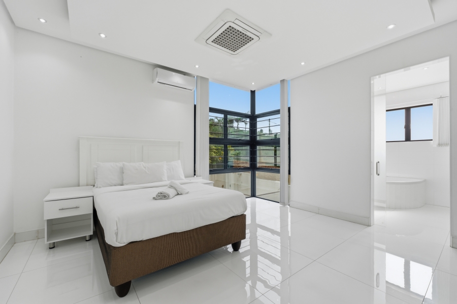7 Bedroom Property for Sale in Ballito Central KwaZulu-Natal