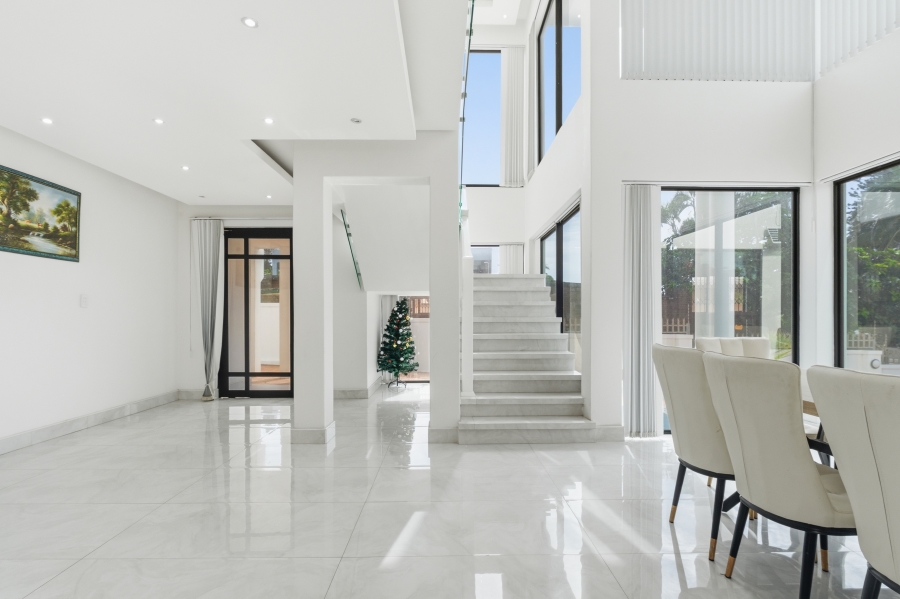 7 Bedroom Property for Sale in Ballito Central KwaZulu-Natal