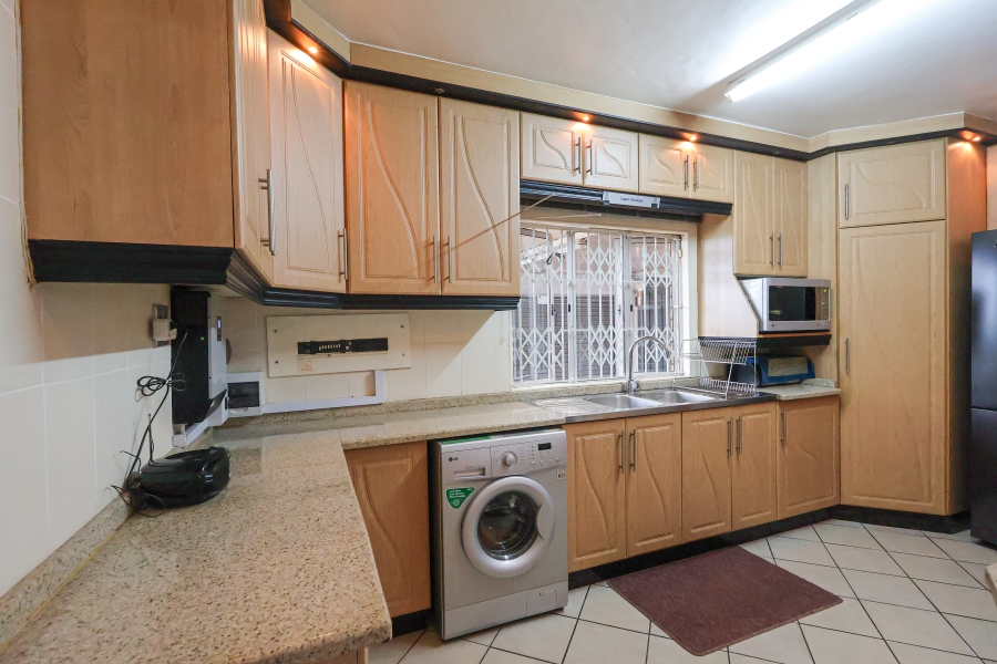 3 Bedroom Property for Sale in Crossmoor KwaZulu-Natal