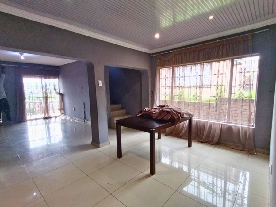 4 Bedroom Property for Sale in Raisethorpe KwaZulu-Natal