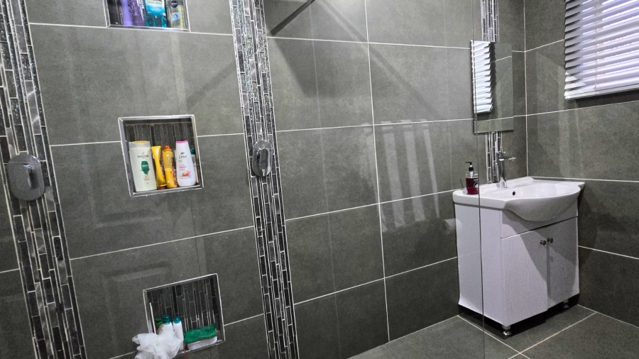 4 Bedroom Property for Sale in Mysore Ridge KwaZulu-Natal