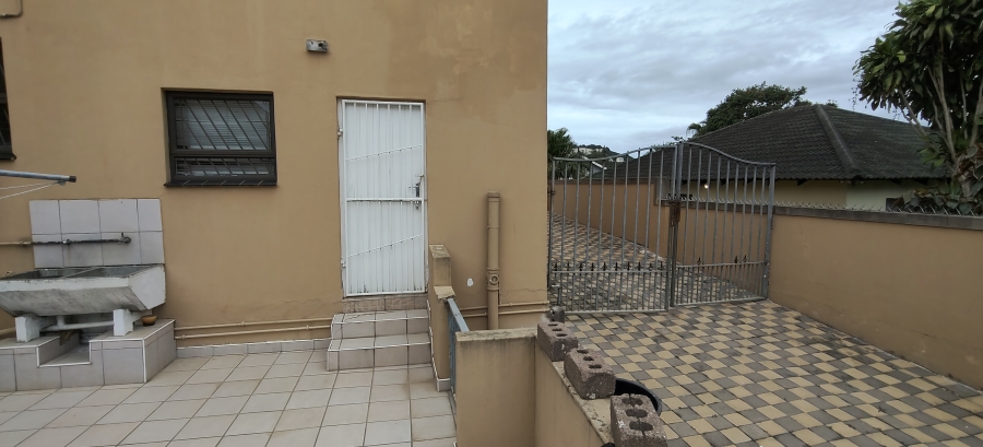 5 Bedroom Property for Sale in Cowies Hill KwaZulu-Natal