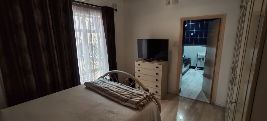 5 Bedroom Property for Sale in Cowies Hill KwaZulu-Natal