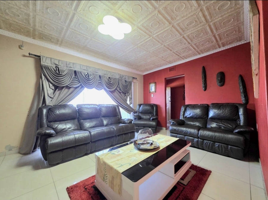 4 Bedroom Property for Sale in Isipingo Hills KwaZulu-Natal