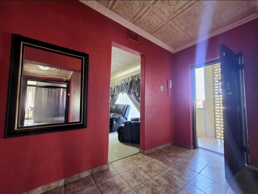 4 Bedroom Property for Sale in Isipingo Hills KwaZulu-Natal