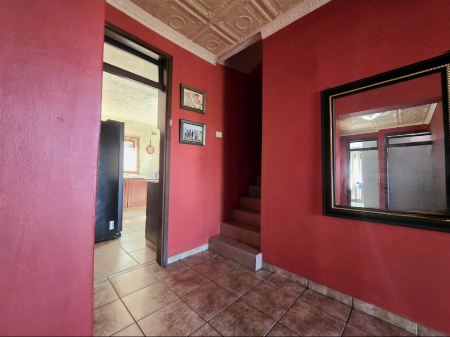 4 Bedroom Property for Sale in Isipingo Hills KwaZulu-Natal