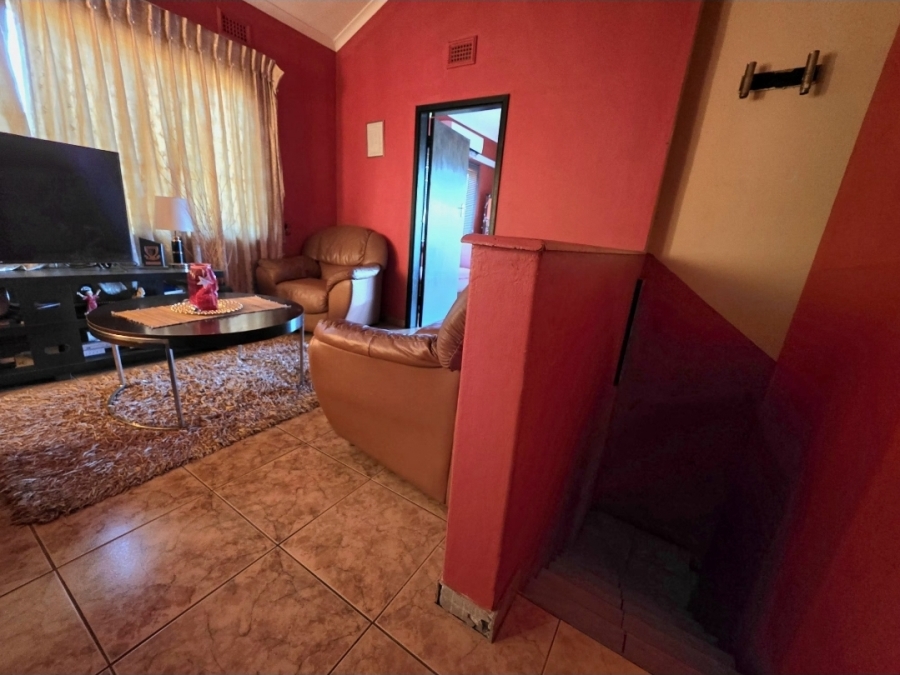 4 Bedroom Property for Sale in Isipingo Hills KwaZulu-Natal