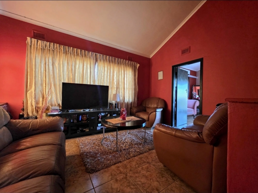 4 Bedroom Property for Sale in Isipingo Hills KwaZulu-Natal