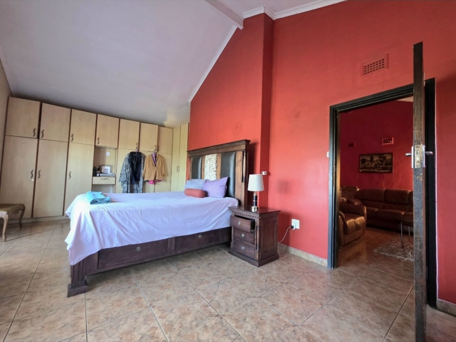4 Bedroom Property for Sale in Isipingo Hills KwaZulu-Natal