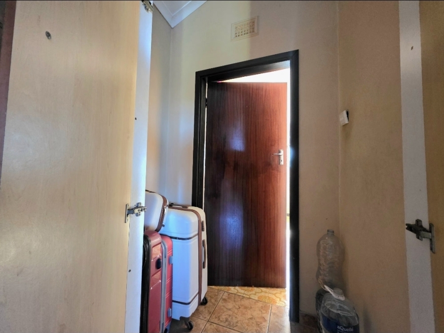 4 Bedroom Property for Sale in Isipingo Hills KwaZulu-Natal