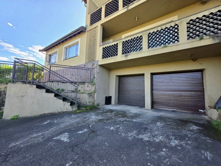4 Bedroom Property for Sale in Isipingo Hills KwaZulu-Natal