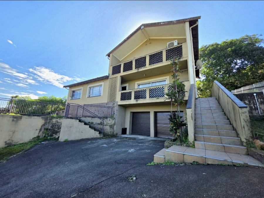4 Bedroom Property for Sale in Isipingo Hills KwaZulu-Natal