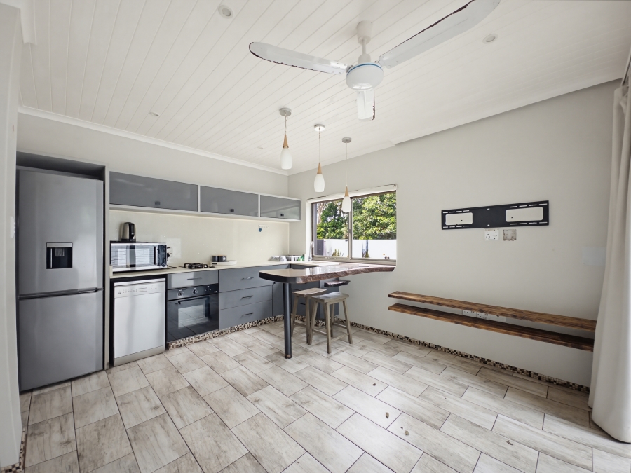 7 Bedroom Property for Sale in Ballito Central KwaZulu-Natal