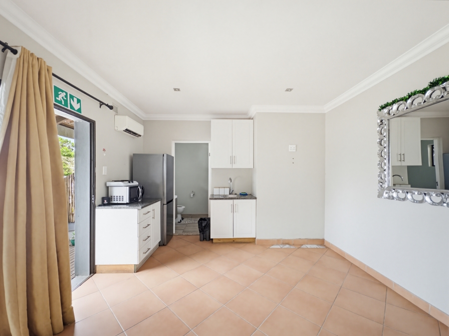 7 Bedroom Property for Sale in Ballito Central KwaZulu-Natal