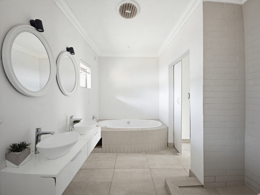 7 Bedroom Property for Sale in Ballito Central KwaZulu-Natal