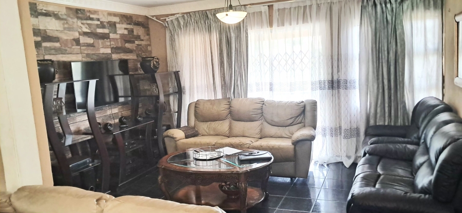4 Bedroom Property for Sale in Wyebank KwaZulu-Natal