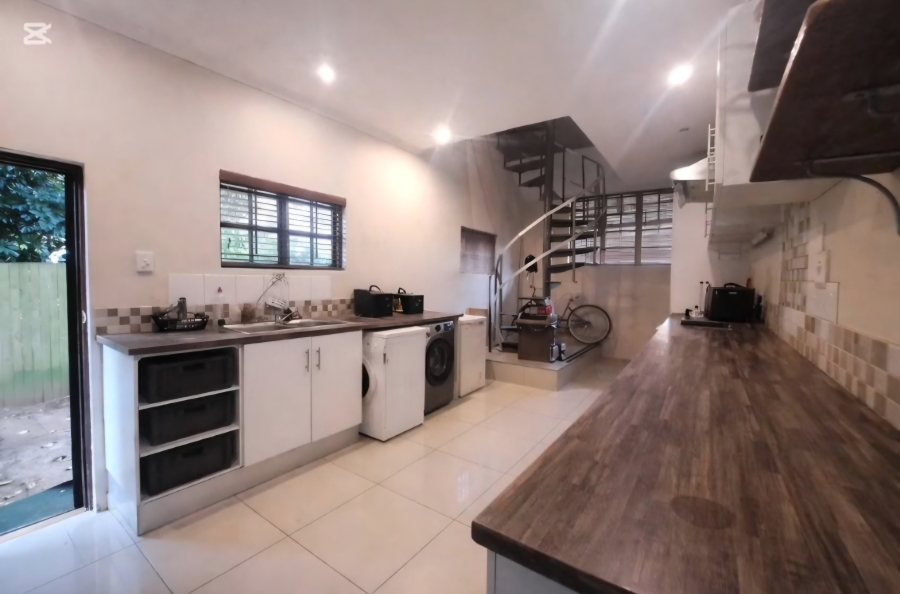 To Let 1 Bedroom Property for Rent in Hillcrest Central KwaZulu-Natal