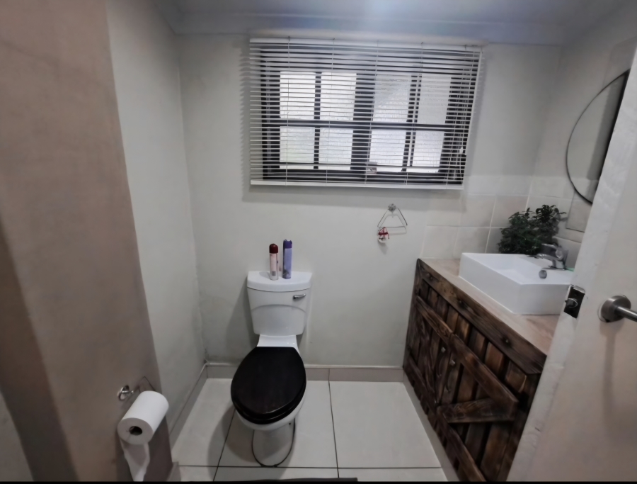 To Let 1 Bedroom Property for Rent in Hillcrest Central KwaZulu-Natal