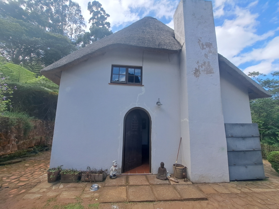 To Let 3 Bedroom Property for Rent in Waterfall KwaZulu-Natal