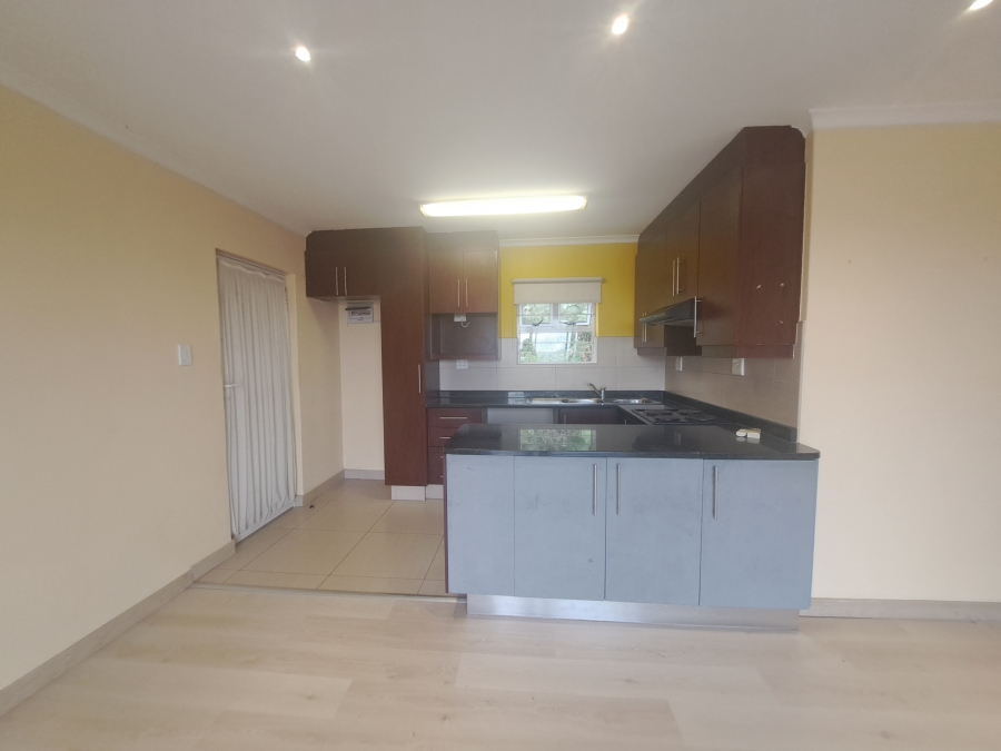 To Let 2 Bedroom Property for Rent in Fields Hill KwaZulu-Natal