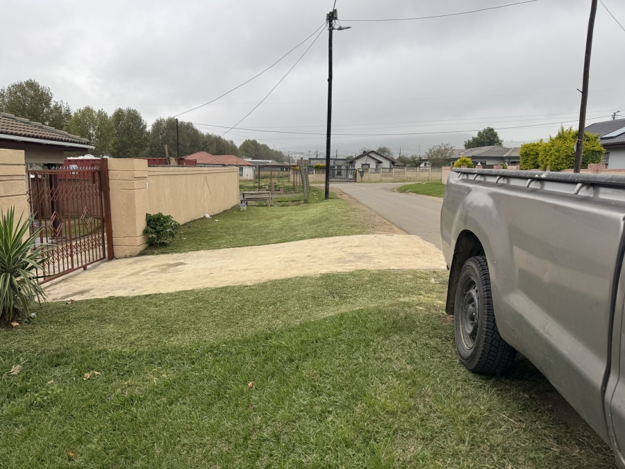 3 Bedroom Property for Sale in Mpophomeni KwaZulu-Natal