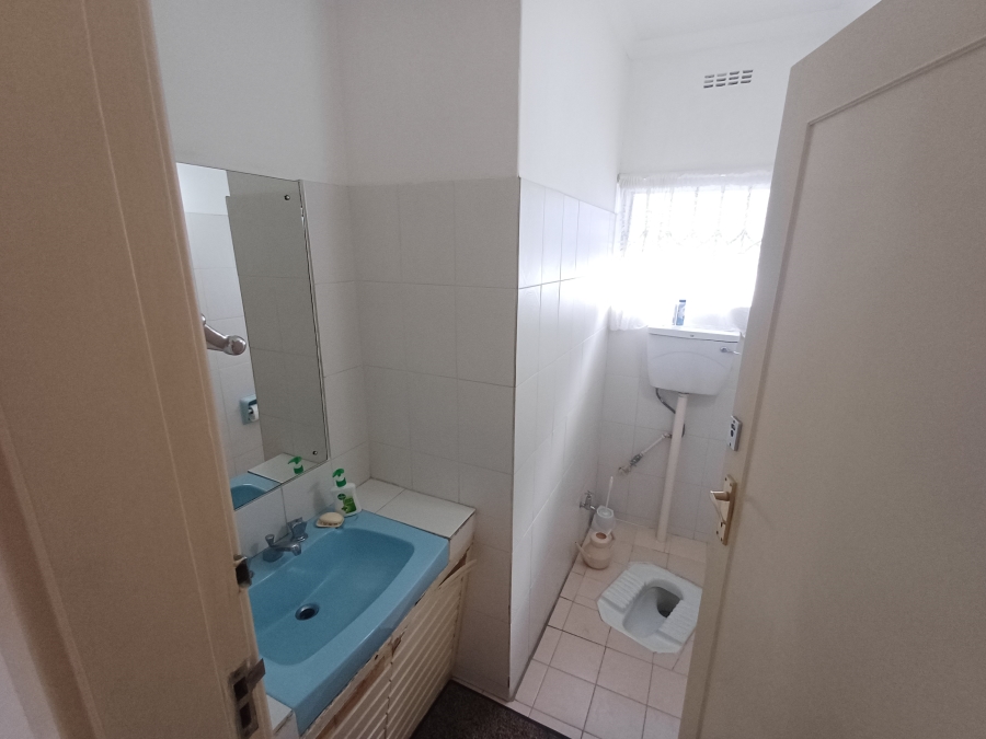 5 Bedroom Property for Sale in La Lucia KwaZulu-Natal