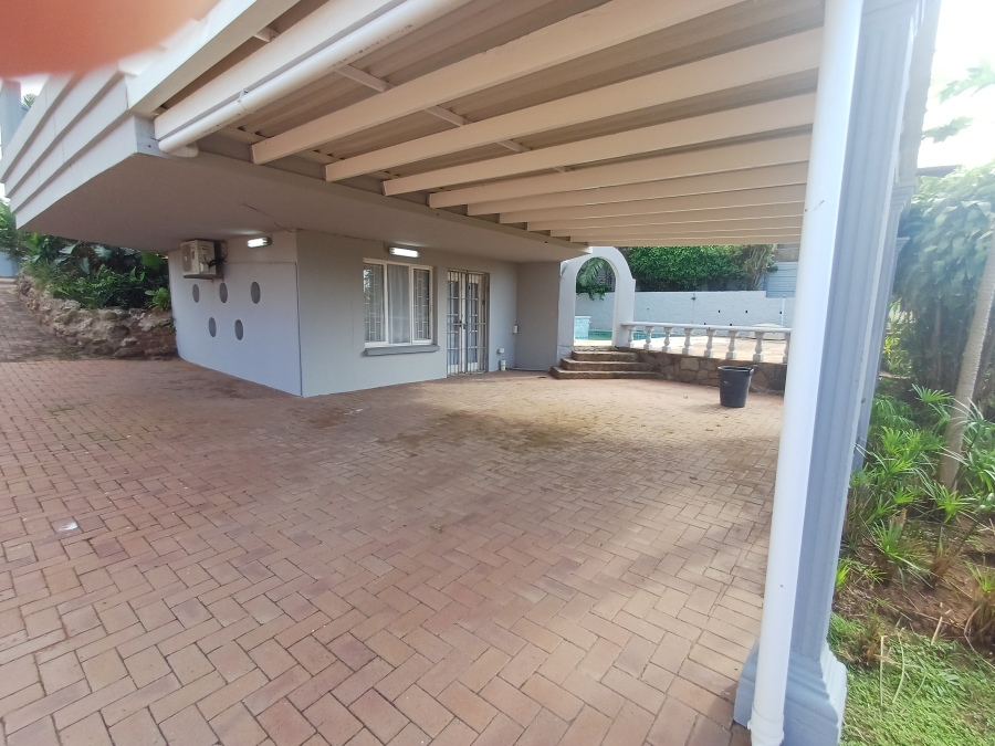 5 Bedroom Property for Sale in La Lucia KwaZulu-Natal