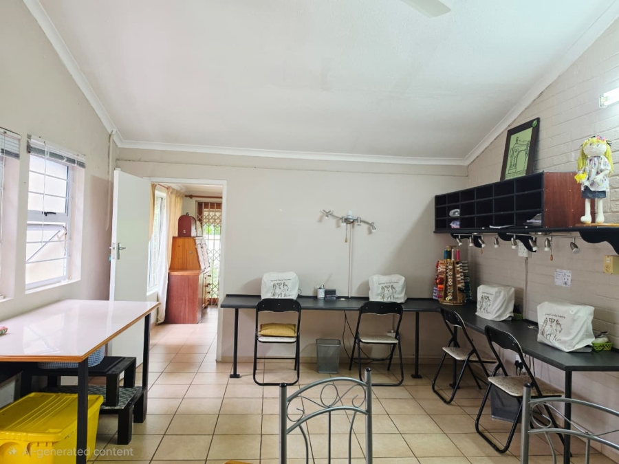 5 Bedroom Property for Sale in Fairview KwaZulu-Natal