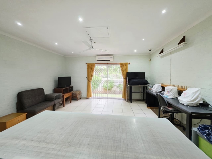 5 Bedroom Property for Sale in Fairview KwaZulu-Natal