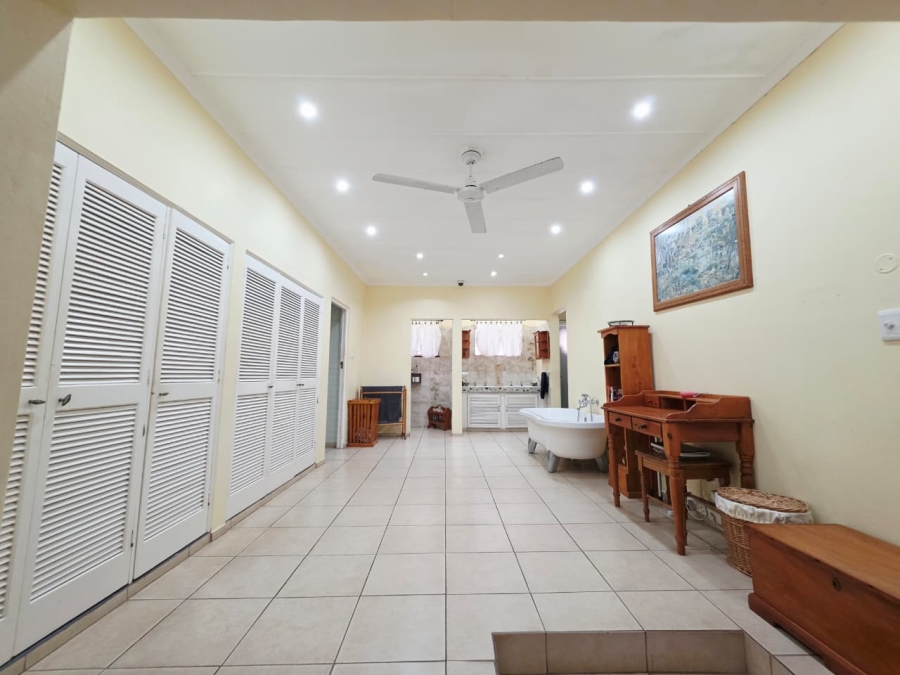 5 Bedroom Property for Sale in Fairview KwaZulu-Natal