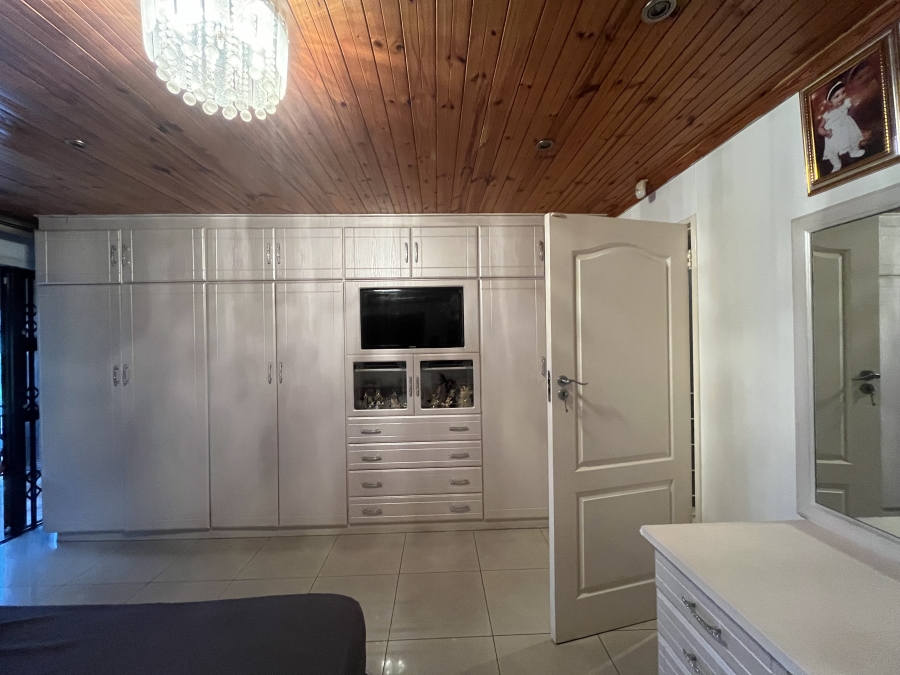 3 Bedroom Property for Sale in Southgate KwaZulu-Natal