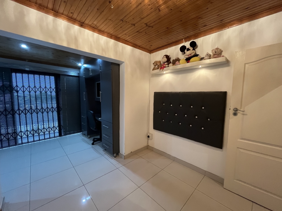 3 Bedroom Property for Sale in Southgate KwaZulu-Natal