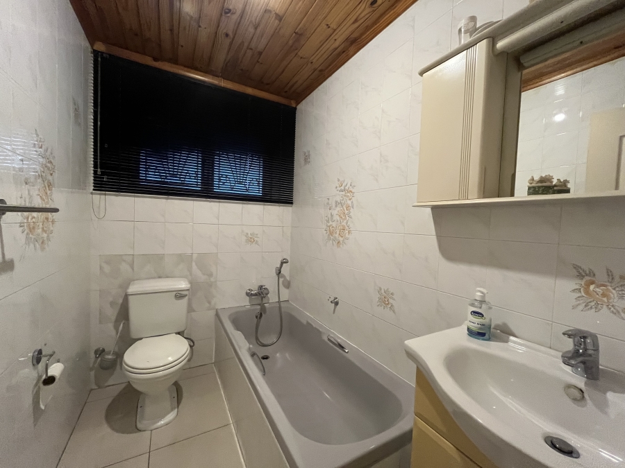 3 Bedroom Property for Sale in Southgate KwaZulu-Natal