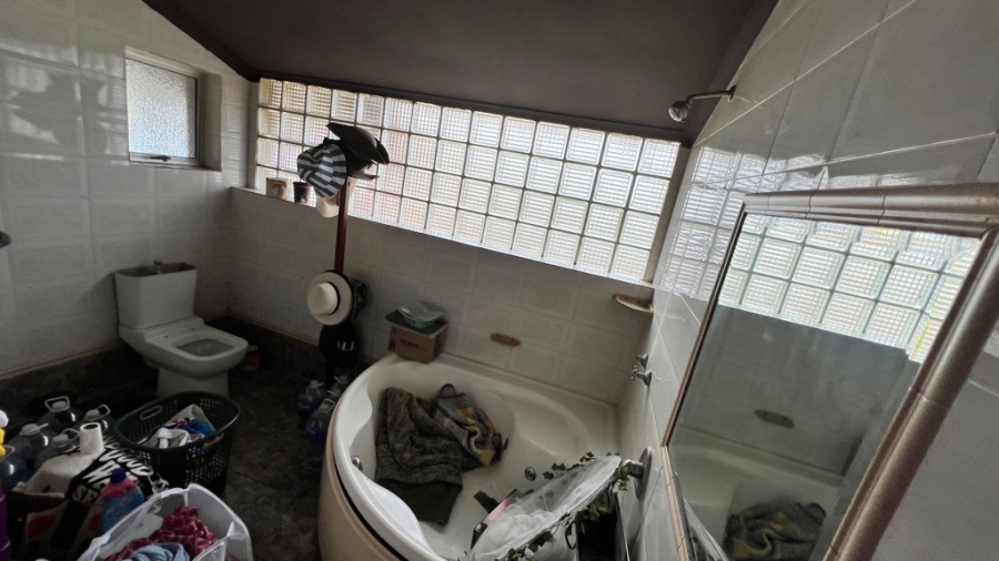 3 Bedroom Property for Sale in Grosvenor KwaZulu-Natal