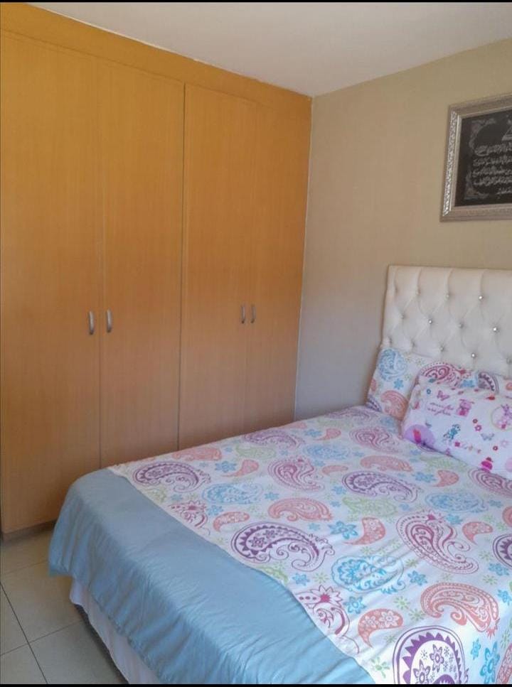 3 Bedroom Property for Sale in Gandhinagar KwaZulu-Natal