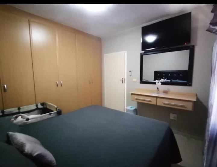 3 Bedroom Property for Sale in Gandhinagar KwaZulu-Natal