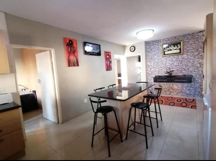 3 Bedroom Property for Sale in Gandhinagar KwaZulu-Natal