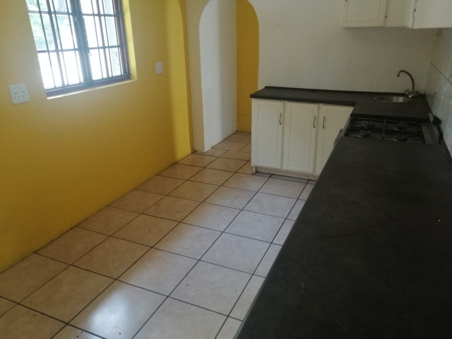 3 Bedroom Property for Sale in Mount Moreland KwaZulu-Natal