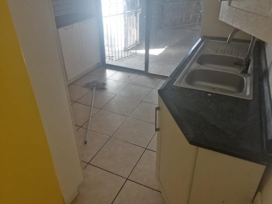 3 Bedroom Property for Sale in Mount Moreland KwaZulu-Natal