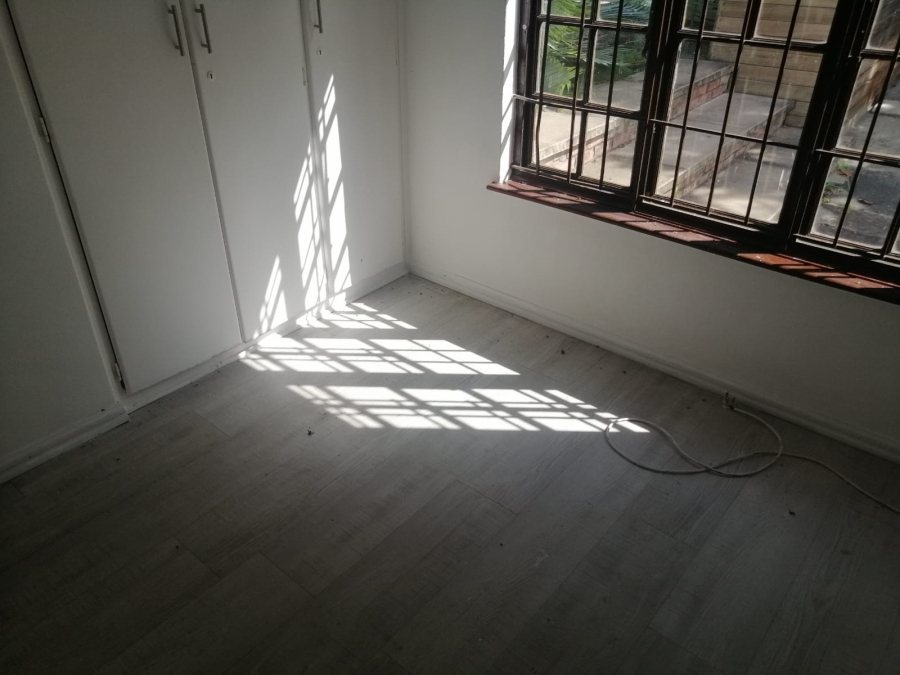 3 Bedroom Property for Sale in Mount Moreland KwaZulu-Natal