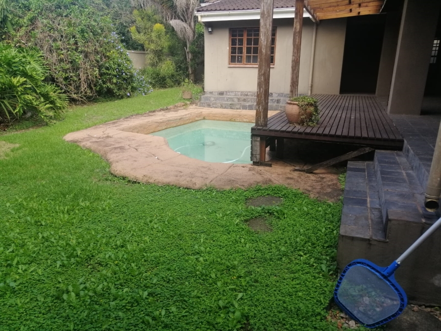 3 Bedroom Property for Sale in Mount Moreland KwaZulu-Natal