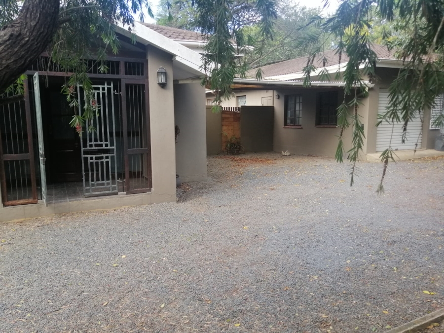 To Let 3 Bedroom Property for Rent in Mount Moreland KwaZulu-Natal