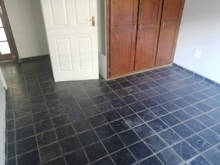 To Let 3 Bedroom Property for Rent in Mount Moreland KwaZulu-Natal