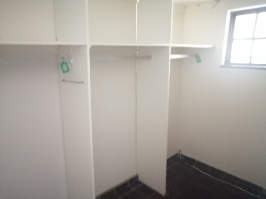 To Let 3 Bedroom Property for Rent in Mount Moreland KwaZulu-Natal