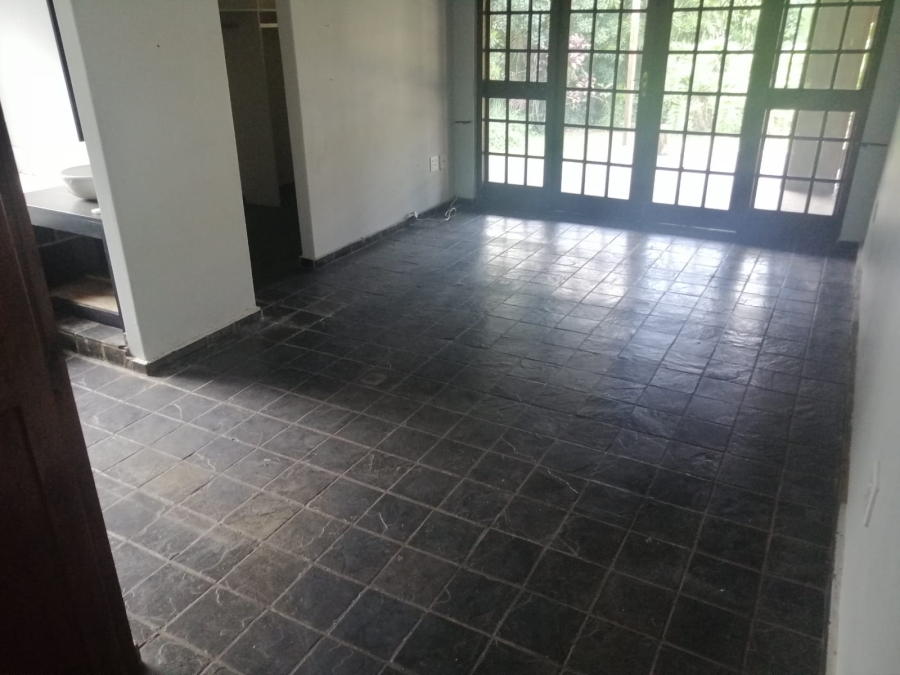 To Let 3 Bedroom Property for Rent in Mount Moreland KwaZulu-Natal
