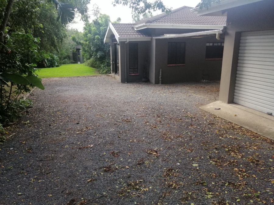 To Let 3 Bedroom Property for Rent in Mount Moreland KwaZulu-Natal