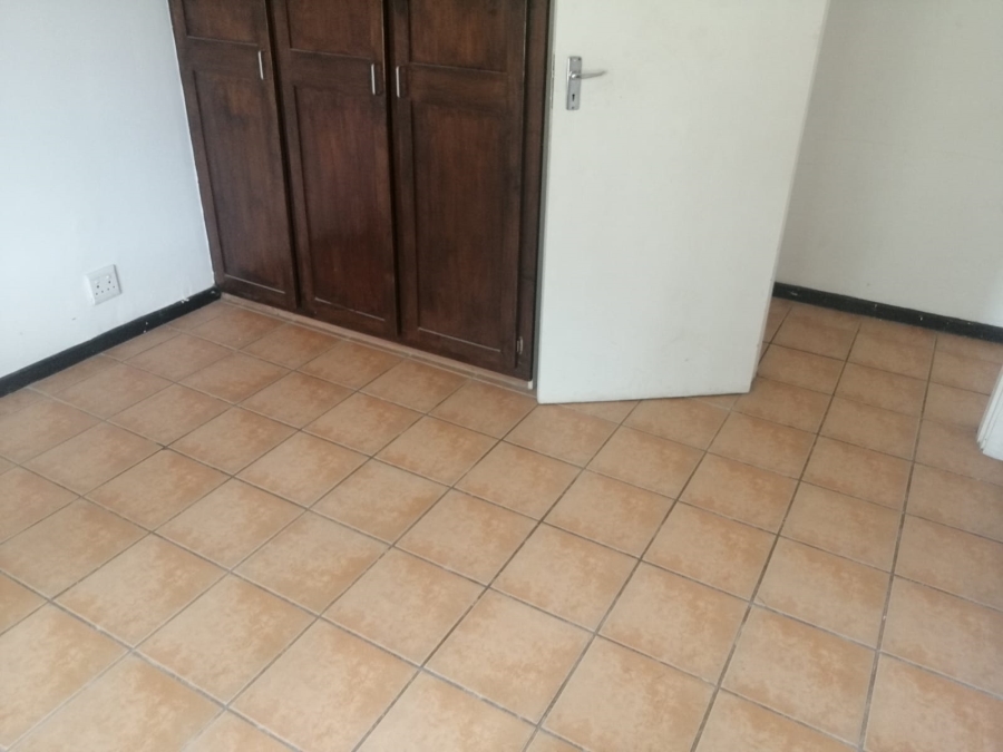 3 Bedroom Property for Sale in Mount Moreland KwaZulu-Natal