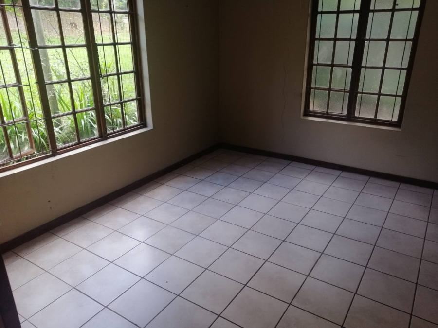 1 Bedroom Property for Sale in Mount Moreland KwaZulu-Natal
