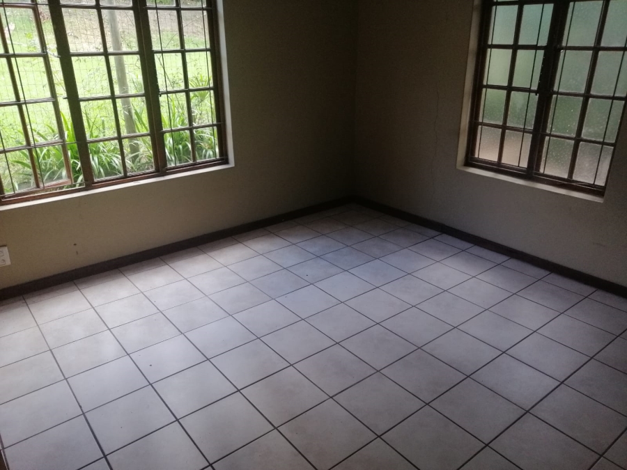 1 Bedroom Property for Sale in Mount Moreland KwaZulu-Natal