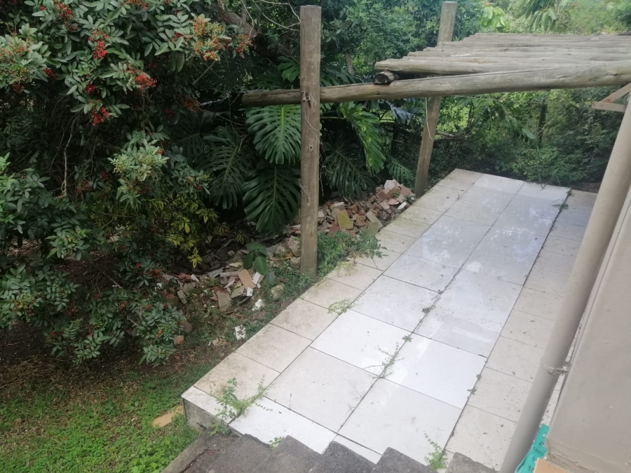 1 Bedroom Property for Sale in Mount Moreland KwaZulu-Natal